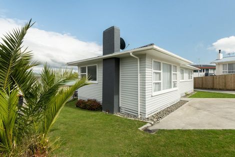 Photo of property in 383a Ngatai Road, Bellevue, Tauranga, 3110