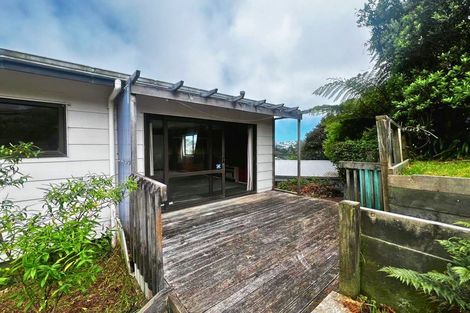 Photo of property in 2 Garboard Lane, Whitby, Porirua, 5024