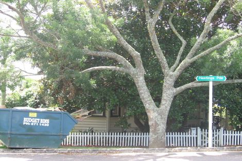 Photo of property in 10 Hastings Parade, Devonport, Auckland, 0624