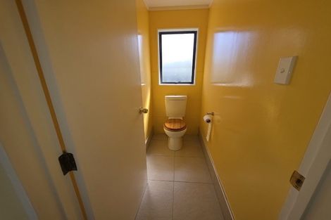 Photo of property in 5 Simcox Street, Otaki Beach, Otaki, 5512
