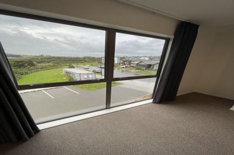 Photo of property in 1 Kokonga Lane, Silverdale, 0932