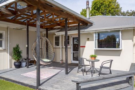 Photo of property in 24 Lansdowne Crescent, Lansdowne, Masterton, 5810