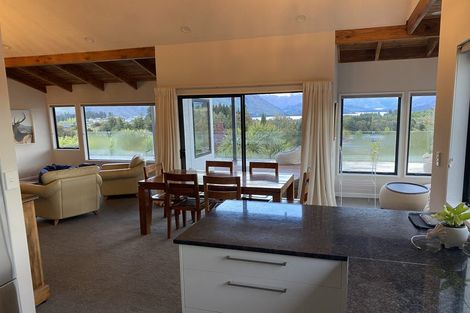 Photo of property in 8 Astral Rise, Wanaka, 9305