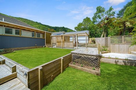 Photo of property in 30 Sunny Grove, Wainuiomata, Lower Hutt, 5014