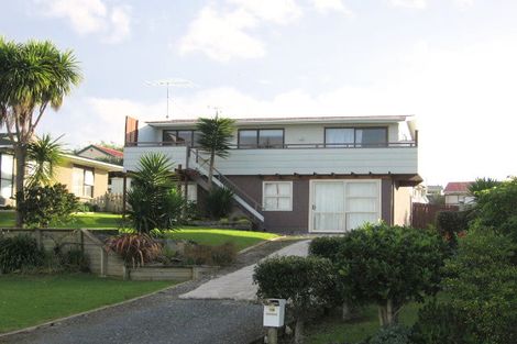 Photo of property in 15 Hinemoa Place, Snells Beach, 0920