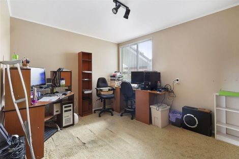 Photo of property in 128 Kahu Road, Paremata, Porirua, 5024