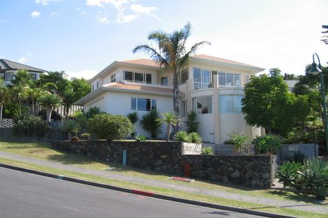Photo of property in 63 Penguin Drive, Murrays Bay, Auckland, 0630