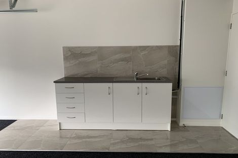 Photo of property in 9 Aviation Street, Takanini, 2112