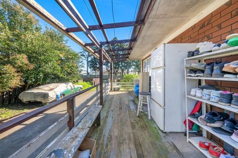 Photo of property in 16 Vimy Place, Mangere, Auckland, 2022