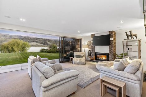 Photo of property in 12 De Bettencor Place, Mount Pisa, Cromwell, 9383