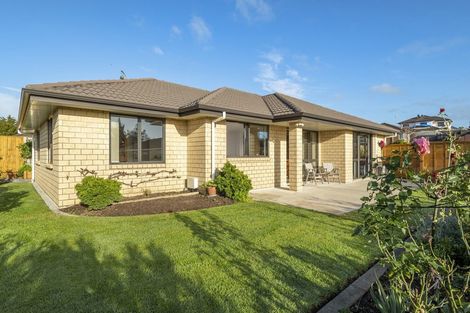Photo of property in 24 Annandale Drive, Pyes Pa, Tauranga, 3112