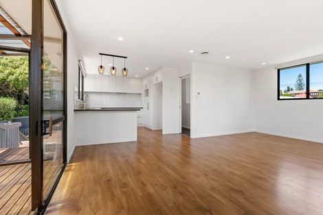 Photo of property in 134 Stanmore Bay Road, Stanmore Bay, Whangaparaoa, 0932