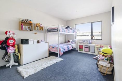 Photo of property in 27 Artillery Drive, Papakura, 2110