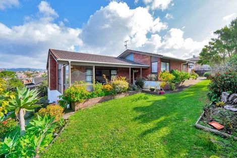 Photo of property in 2 Tirohunga Drive, Henderson, Auckland, 0612