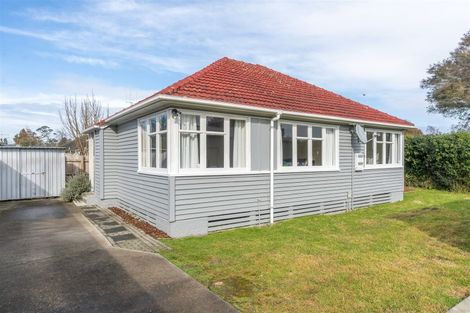 Photo of property in 2 Tranmere Road, Fairfield, Hamilton, 3214