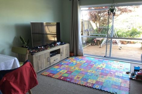 Photo of property in 3/72 Kitchener Road, Milford, Auckland, 0620