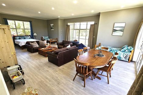 Photo of property in 618 Matarangi Drive, Matarangi, Whitianga, 3592