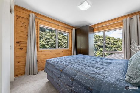 Photo of property in 5 Aran More Place, Belmont, Lower Hutt, 5010