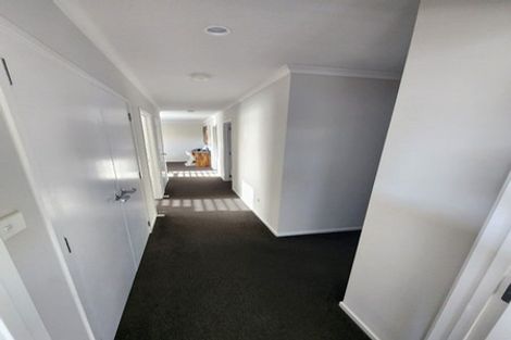 Photo of property in 15 Harding Drive, Papamoa Beach, Papamoa, 3118