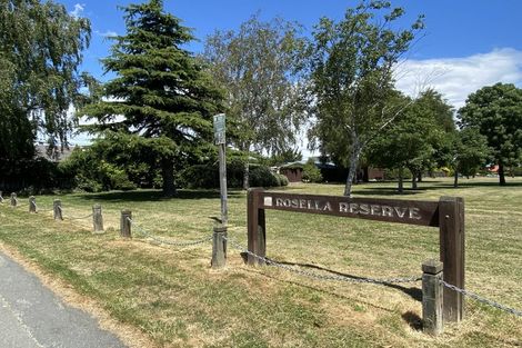 Photo of property in 19 Rosella Street, Broomfield, Christchurch, 8042