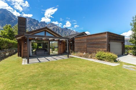 Photo of property in 4 Jackby Court, Jacks Point, Queenstown, 9371
