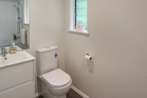 Photo of property in 15 James Grove, Stokes Valley, Lower Hutt, 5019