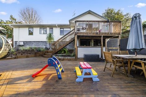 Photo of property in 319a Rangatira Road, Beach Haven, Auckland, 0626