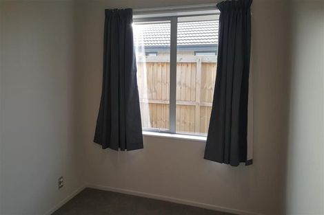 Photo of property in 55 Watkins Drive, Rangiora, 7400