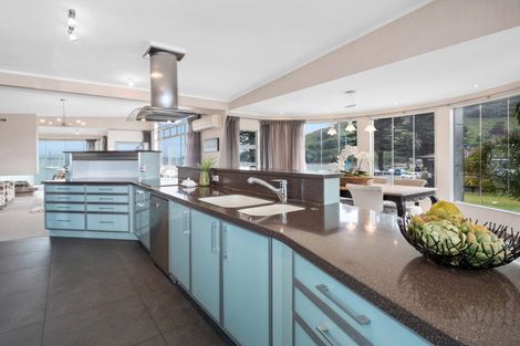 Photo of property in 10 The Mall, Mount Maunganui, 3116