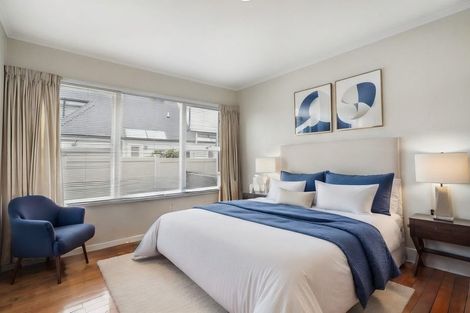 Photo of property in 1/221 Hurstmere Road, Takapuna, Auckland, 0622