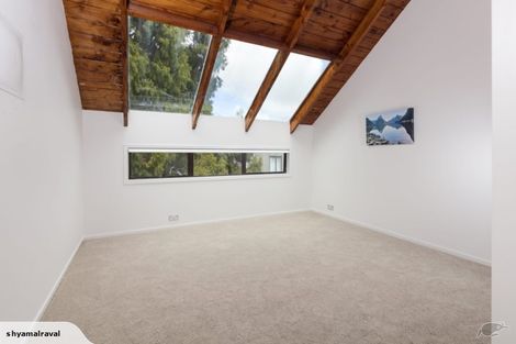 Photo of property in 2 George Laurenson Lane, Mount Roskill, Auckland, 1041