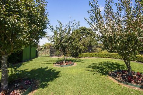 Photo of property in 2 Bransley Grove, Katikati, 3129