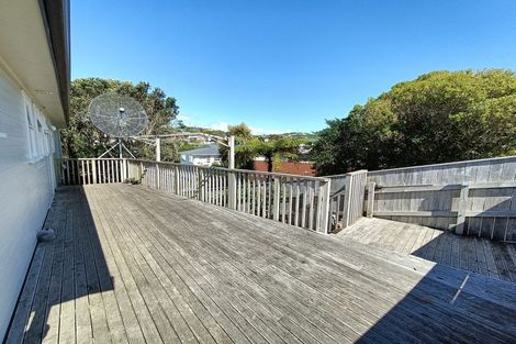 Photo of property in 42 Bracken Road, Paparangi, Wellington, 6037