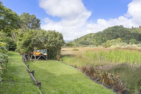 Photo of property in 106 Whitby Place, Whangamata, 3620