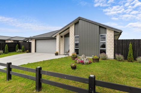 Photo of property in 11 Syrah Grove, Te Kauwhata, 3710