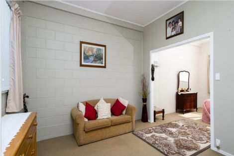 Photo of property in 2/8 Rosebank Terrace, Stoke, Nelson, 7011