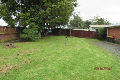 Photo of property in 1/2 Costar Place, Wiri, Auckland, 2104