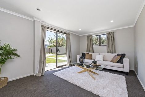 Photo of property in 4 Cicada Place, Hei Hei, Christchurch, 8042