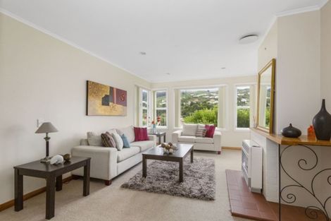 Photo of property in 14 Hinau Street, Tawa, Wellington, 5028