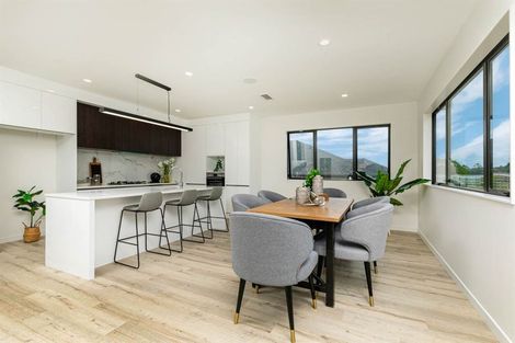 Photo of property in 19 Tautoru Avenue, Orewa, 0931