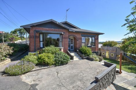 Photo of property in 27 Clyde Street, Kinmont Park, Mosgiel, 9024