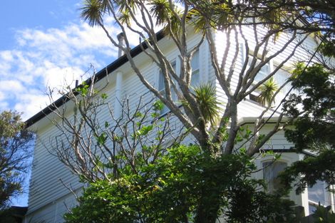 Photo of property in 42 Central Terrace, Kelburn, Wellington, 6012