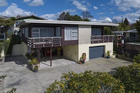 Photo of property in 8 Russleigh Drive, Dinsdale, Hamilton, 3204