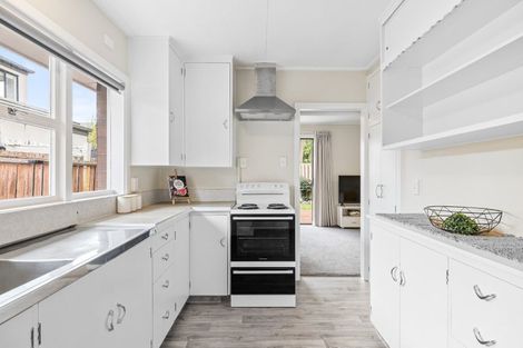 Photo of property in 2/27 Tuirau Place, Ilam, Christchurch, 8041