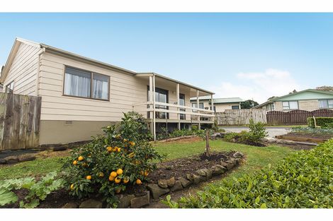 Photo of property in 4a Fernleigh Avenue, Waiuku, 2123