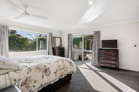 Photo of property in 320 Pages Road, Wainoni, Christchurch, 8061