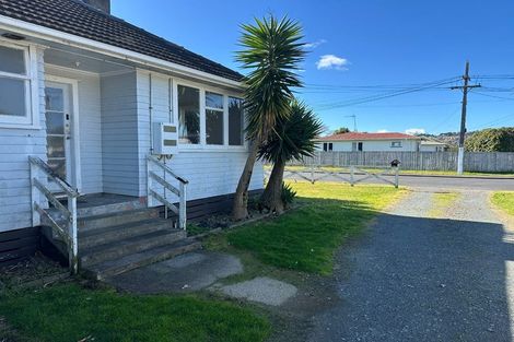 Photo of property in 3 Maurice Street, Papakura, 2110