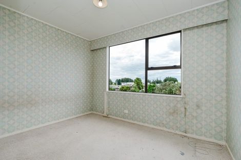 Photo of property in 16 Cowley Drive, Temple View, Hamilton, 3218