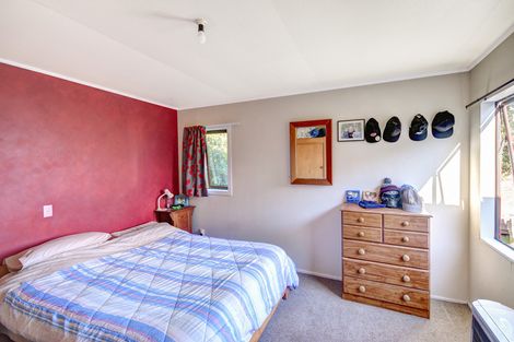 Photo of property in 6 Dickson Street, Macandrew Bay, Dunedin, 9014