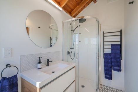 Photo of property in 111 Centennial Drive, Whitianga, 3510